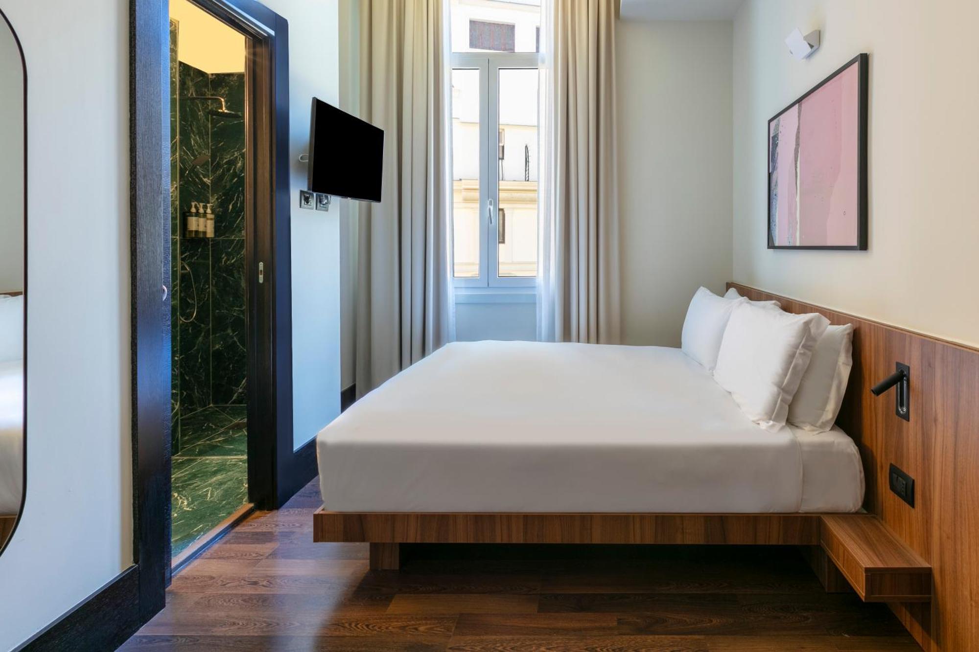 Numa Barberini Apartahotel 4*