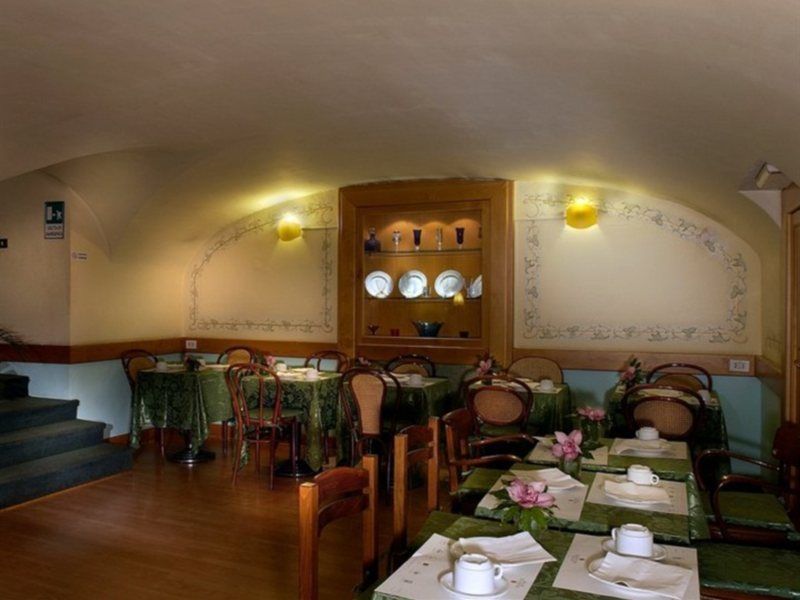 Apartahotel Numa Barberini 4*