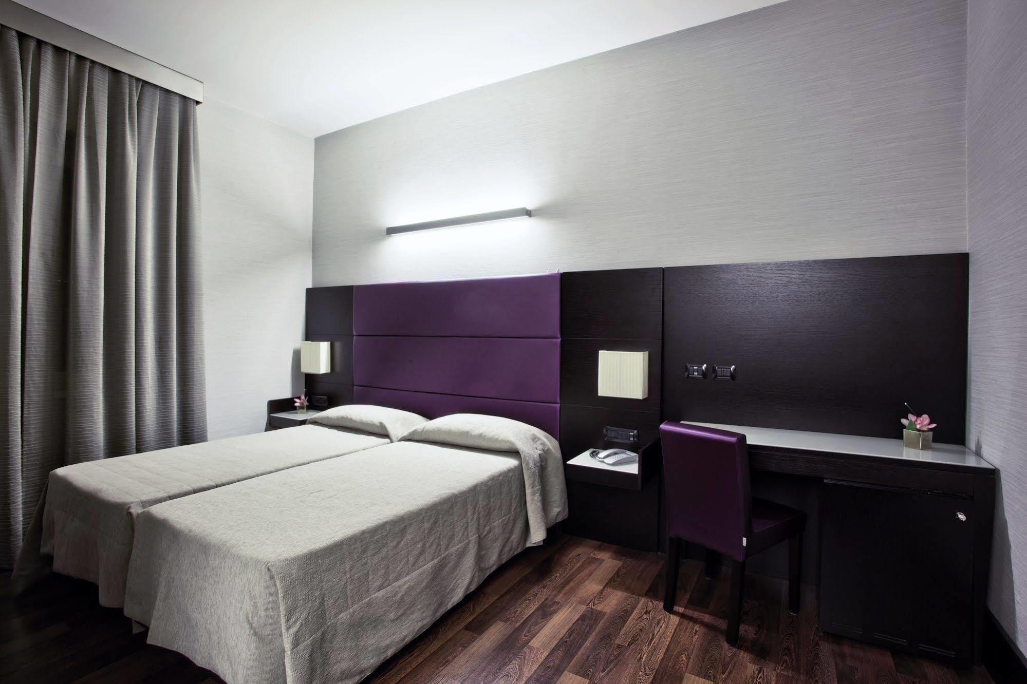 Hotel Caprice